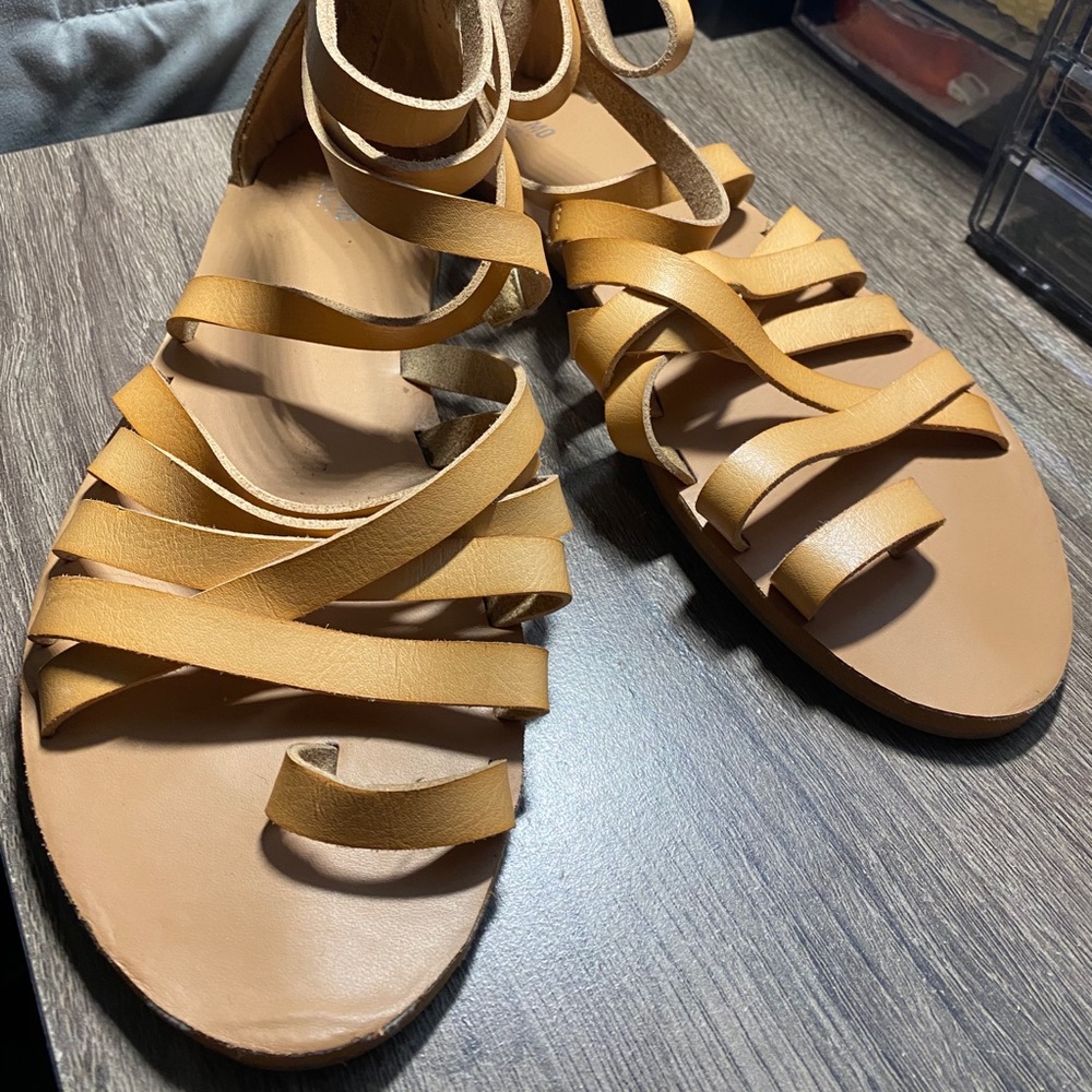 Strapped sandals
